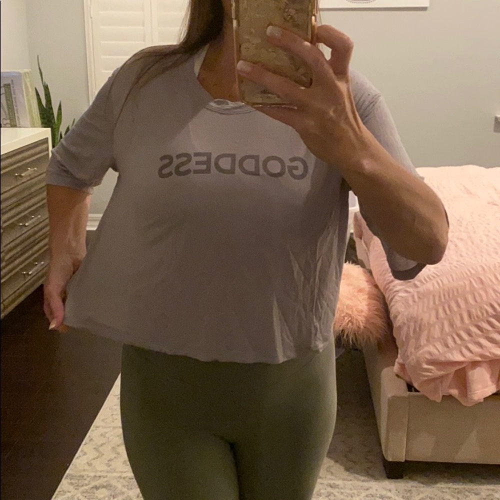 Alo goddess tee